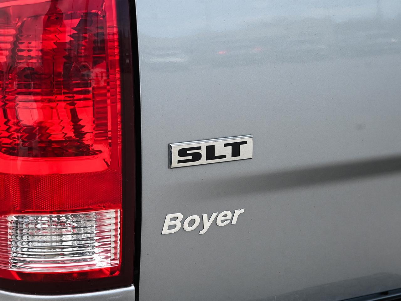 2023 RAM 1500 Classic SLT HEMI Photo