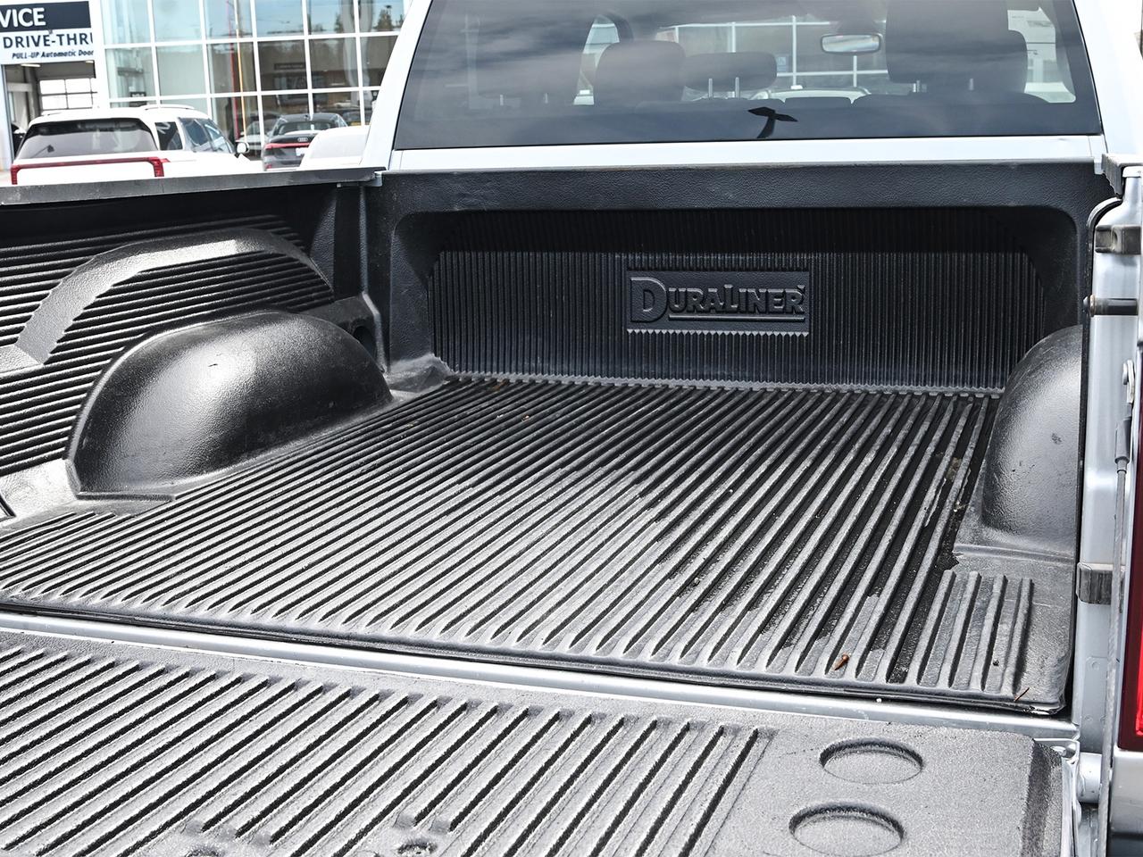2023 RAM 1500 Classic SLT HEMI Photo