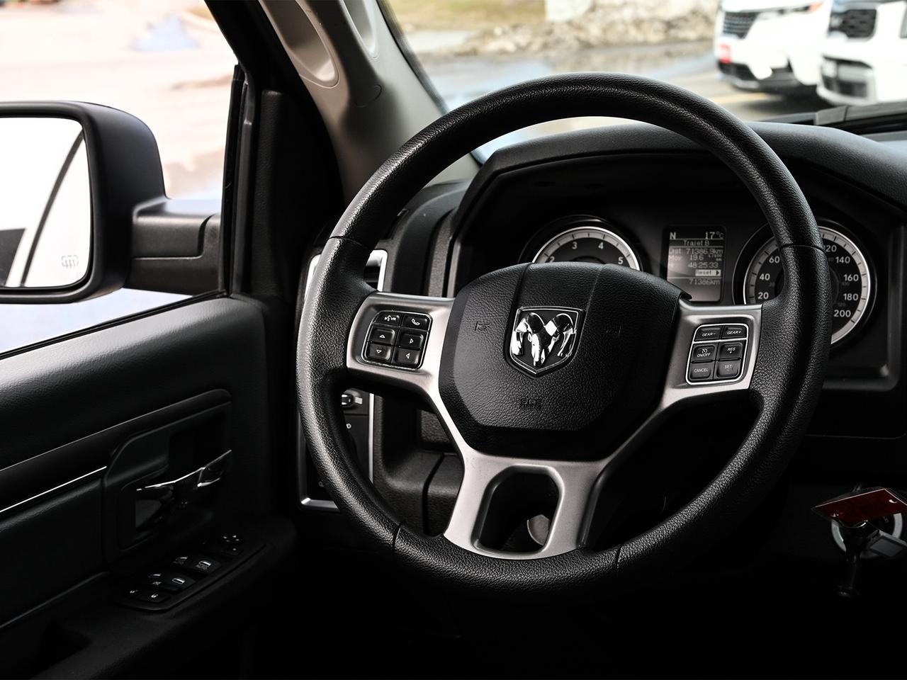 2023 RAM 1500 Classic SLT HEMI Photo