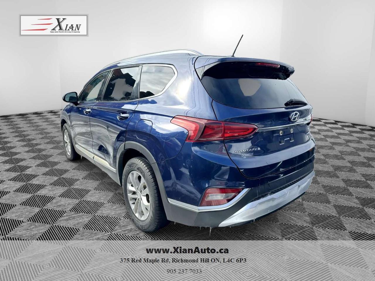 2019 Hyundai Santa Fe ESSENTIAL Photo4