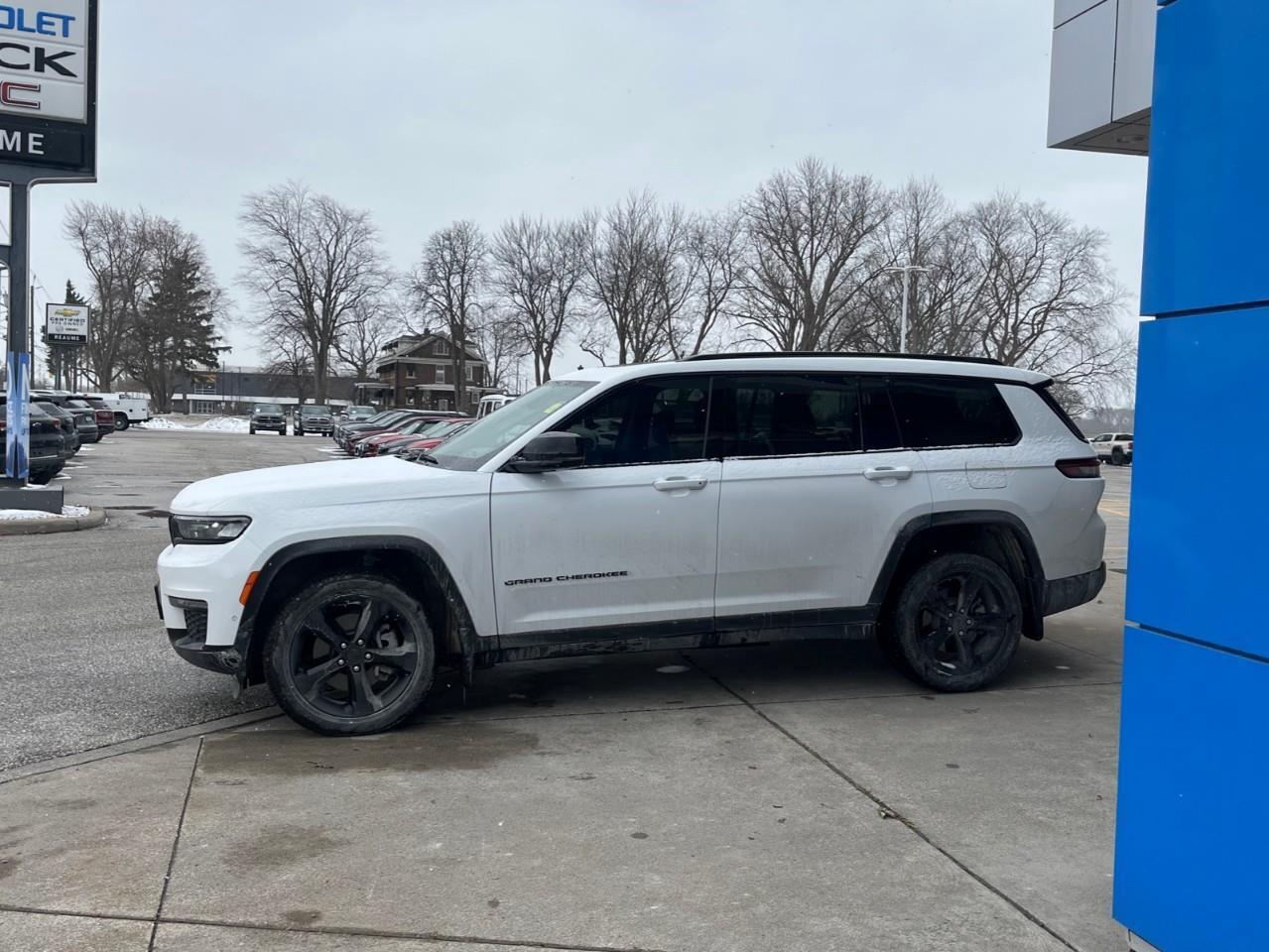 2023 Jeep Grand Cherokee L  Photo
