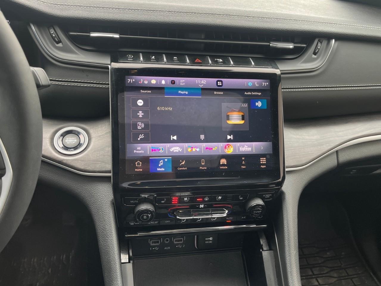 2023 Jeep Grand Cherokee L  Photo