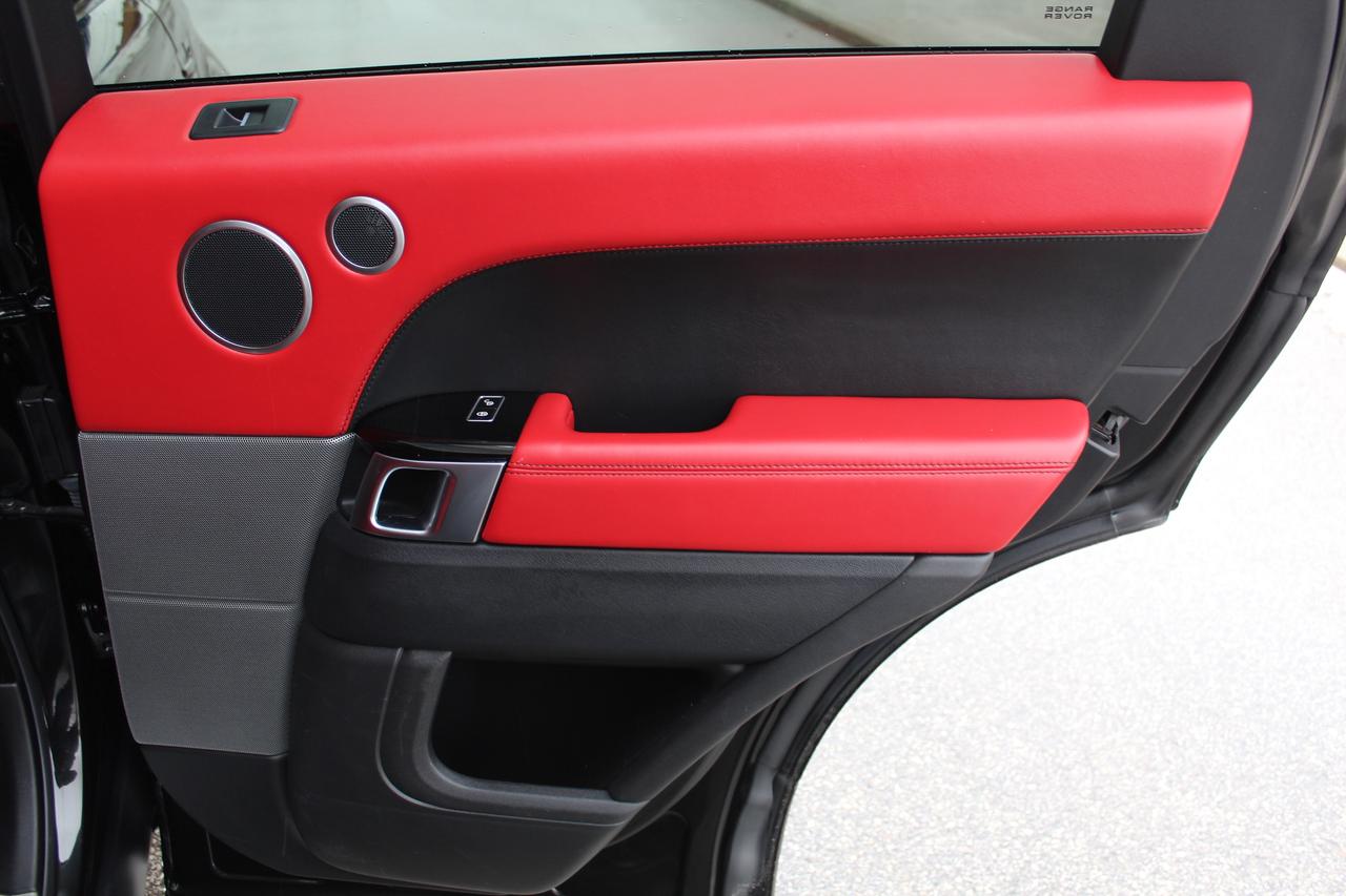2015 Land Rover Range Rover Sport V8 - SPORT DYNAMIC" - "BLACK ON RED Photo