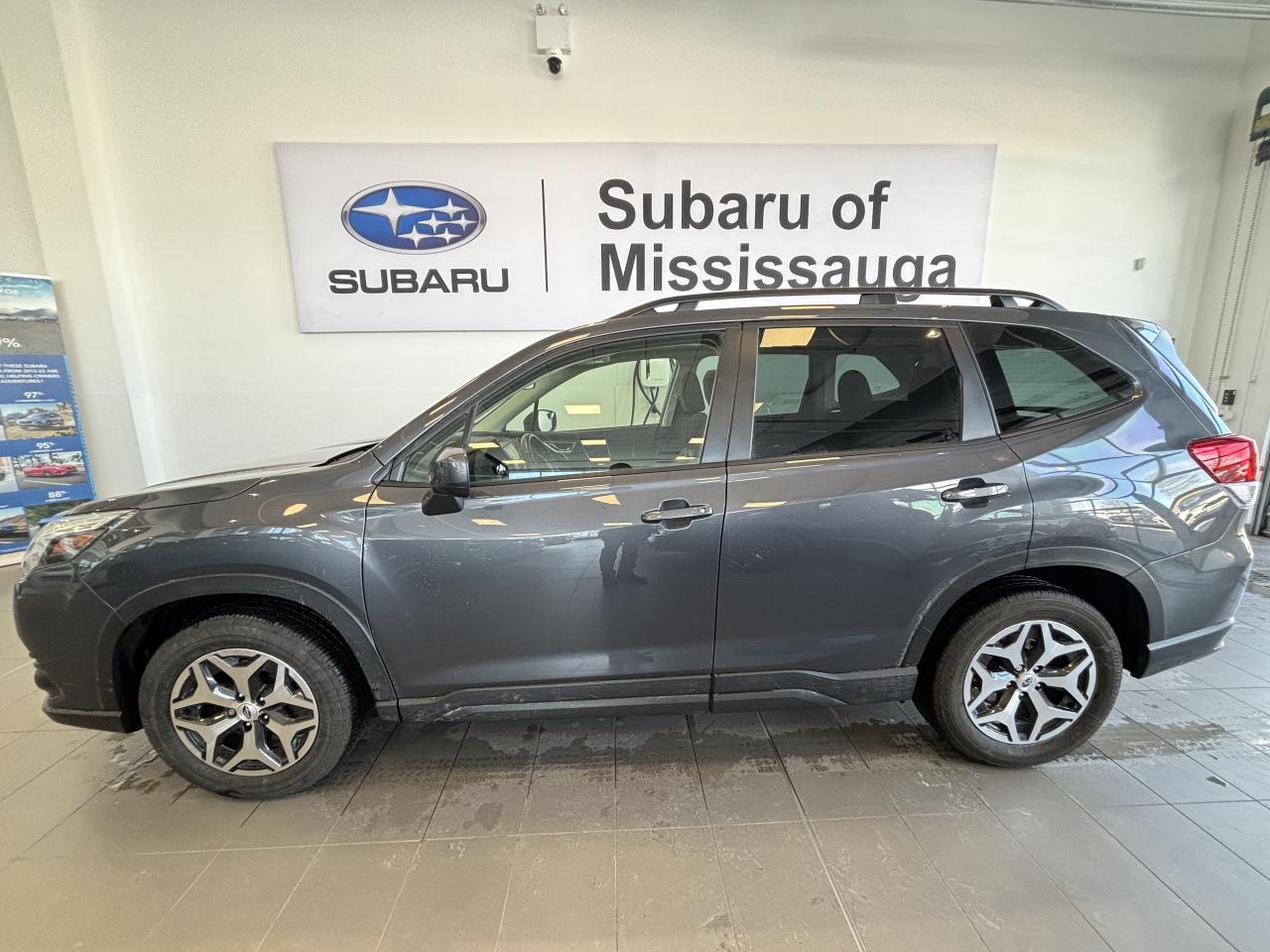 2023 Subaru Forester TOURING   ONE OWNER   LOW KM   HEATED WHEEL&SEATS Photo