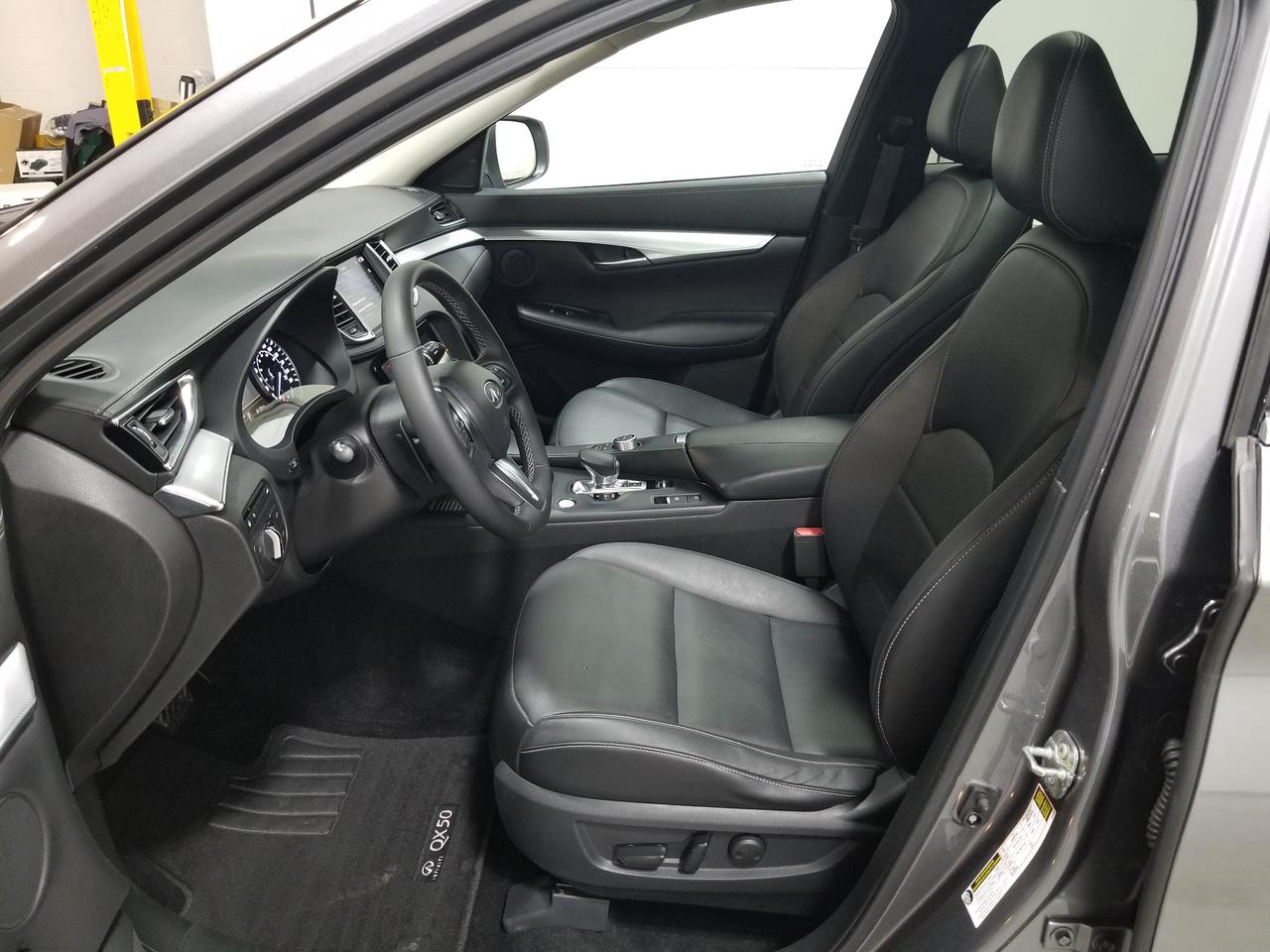 2021 Infiniti QX50 LUXE 4dr All-Wheel Drive Photo
