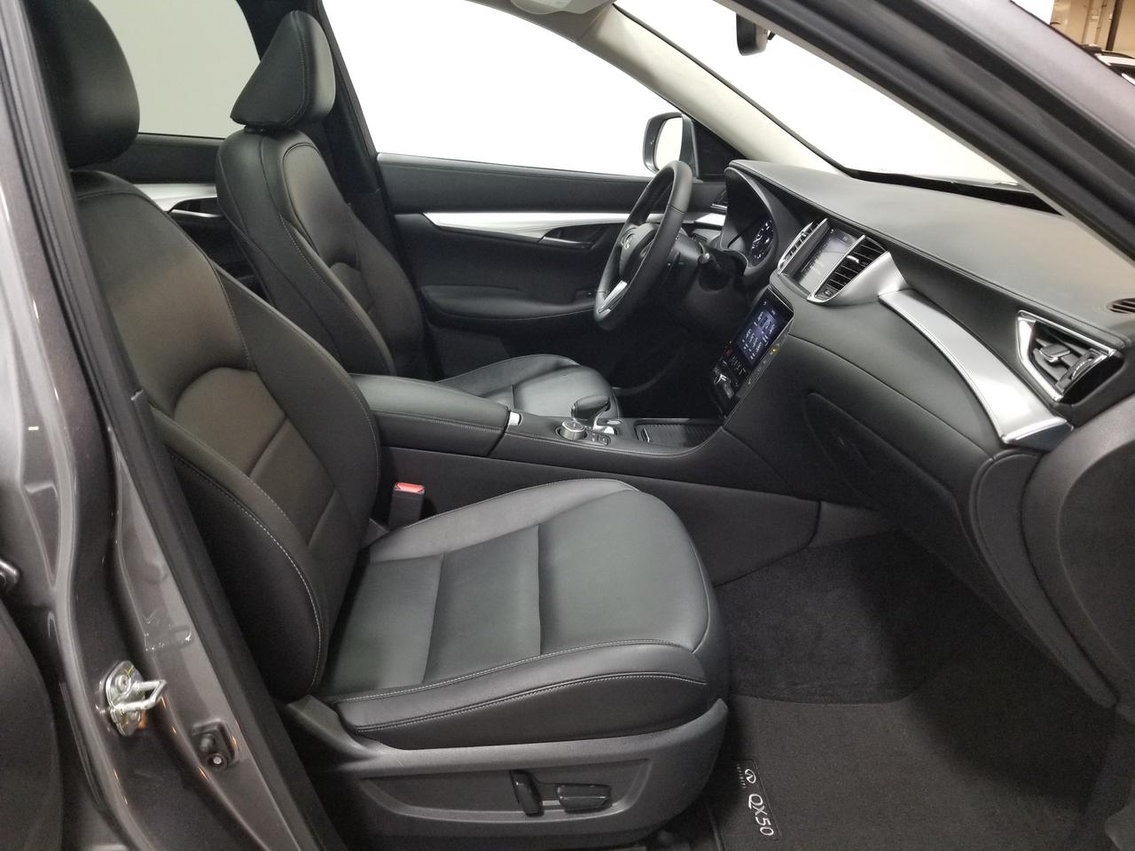 2021 Infiniti QX50 LUXE 4dr All-Wheel Drive Photo