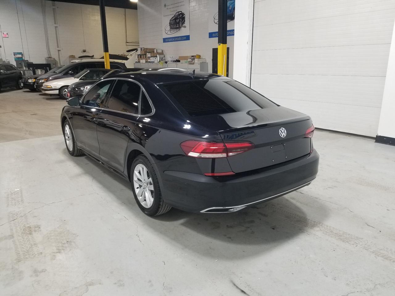 2020 Volkswagen Passat Highline 4dr Sedan Photo