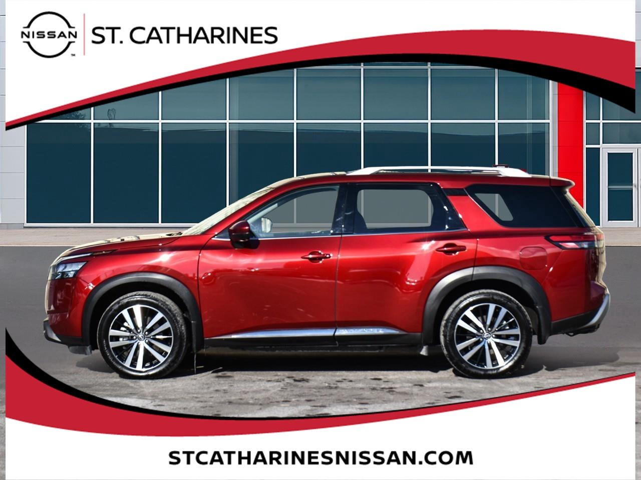 2025 Nissan Pathfinder Platinum Photo