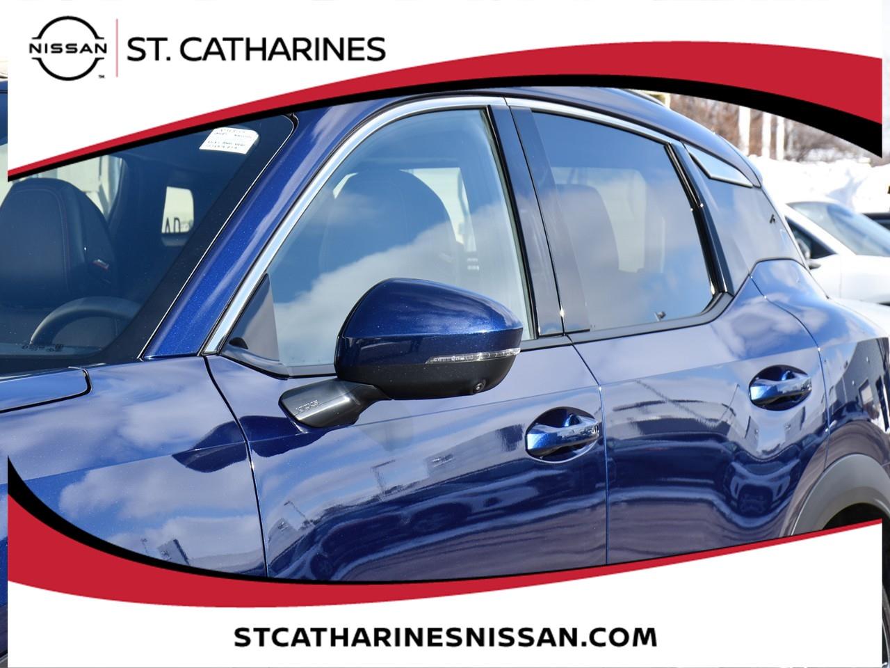 2025 Nissan Kicks SR Photo