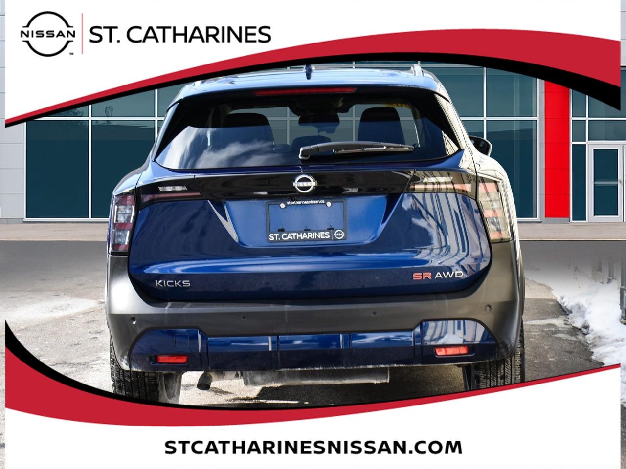 2025 Nissan Kicks SR Photo