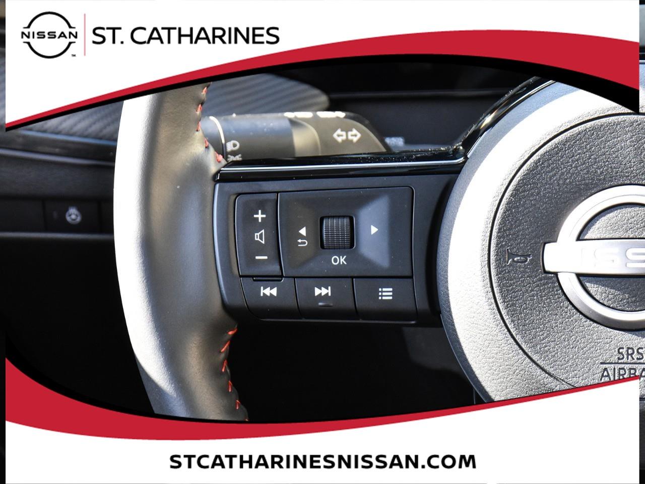 2025 Nissan Kicks SR Photo