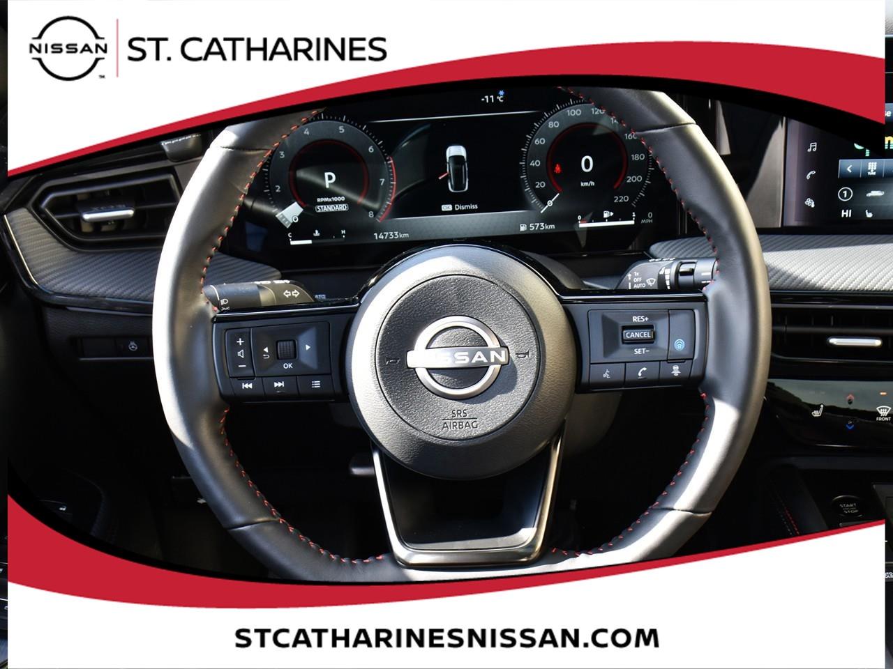 2025 Nissan Kicks SR Photo