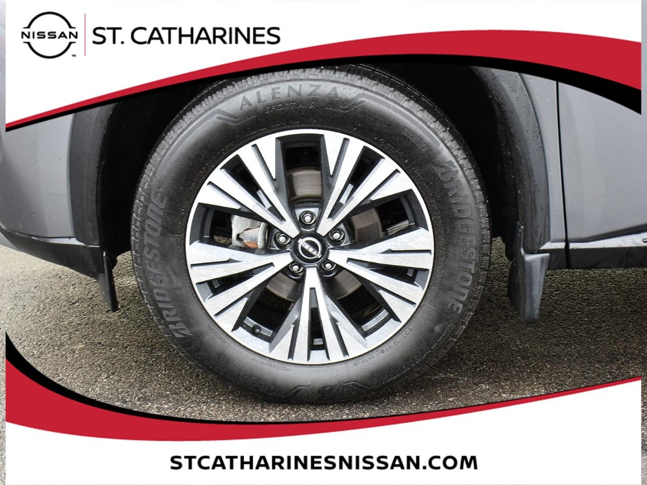 2023 Nissan Rogue SV MOONROOF Photo