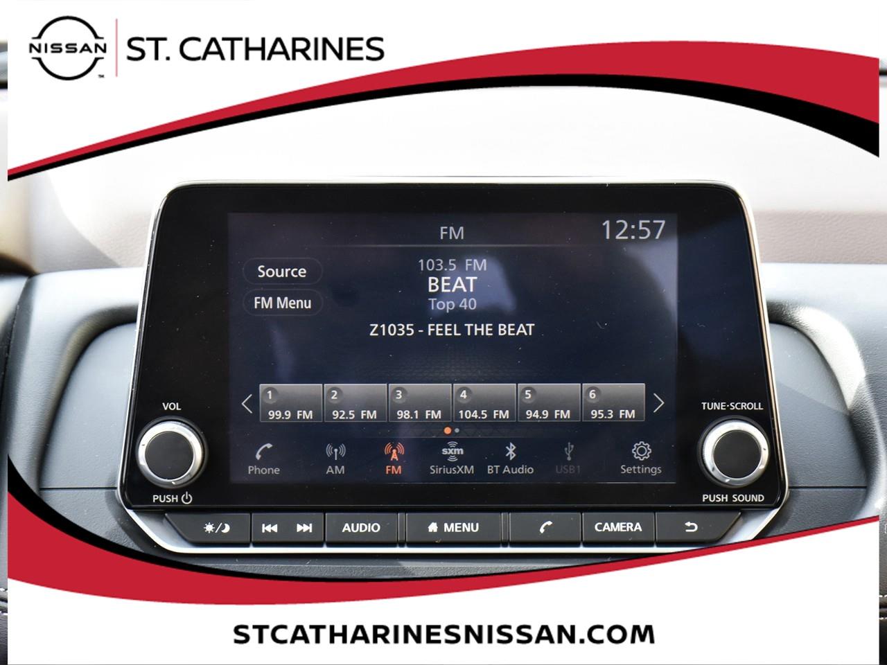 2023 Nissan Rogue SV MOONROOF Photo