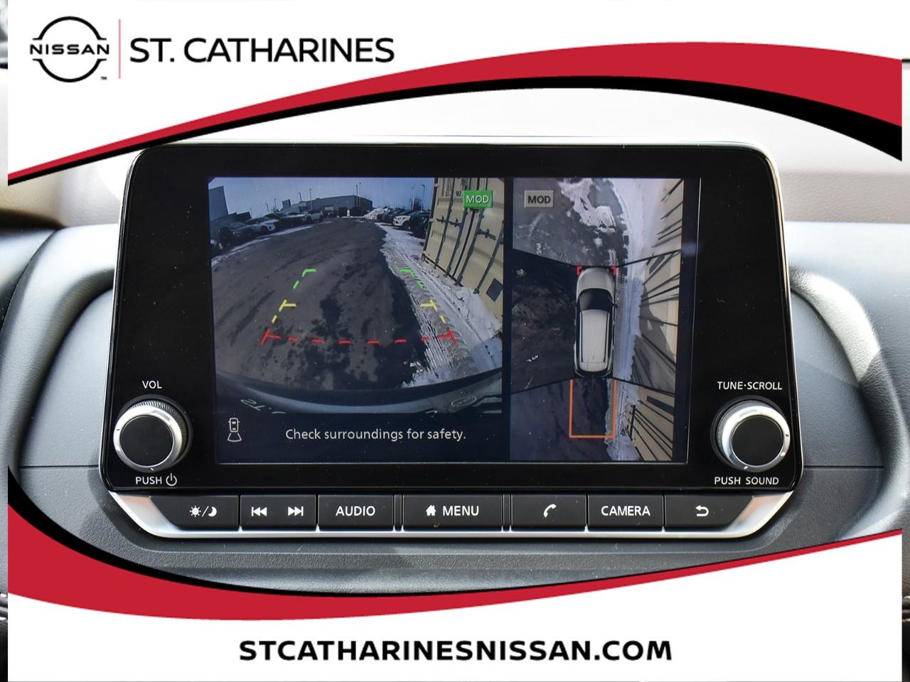 2023 Nissan Rogue SV MOONROOF Photo