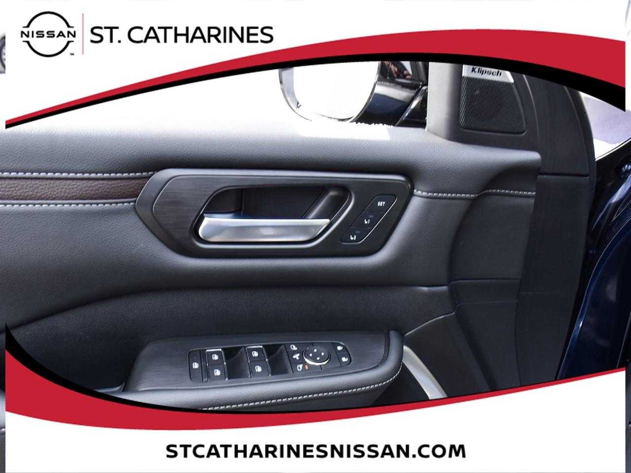 2025 Nissan Armada Platinum Reserve Photo