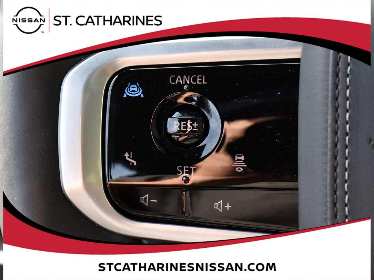 2025 Nissan Armada Platinum Reserve Photo