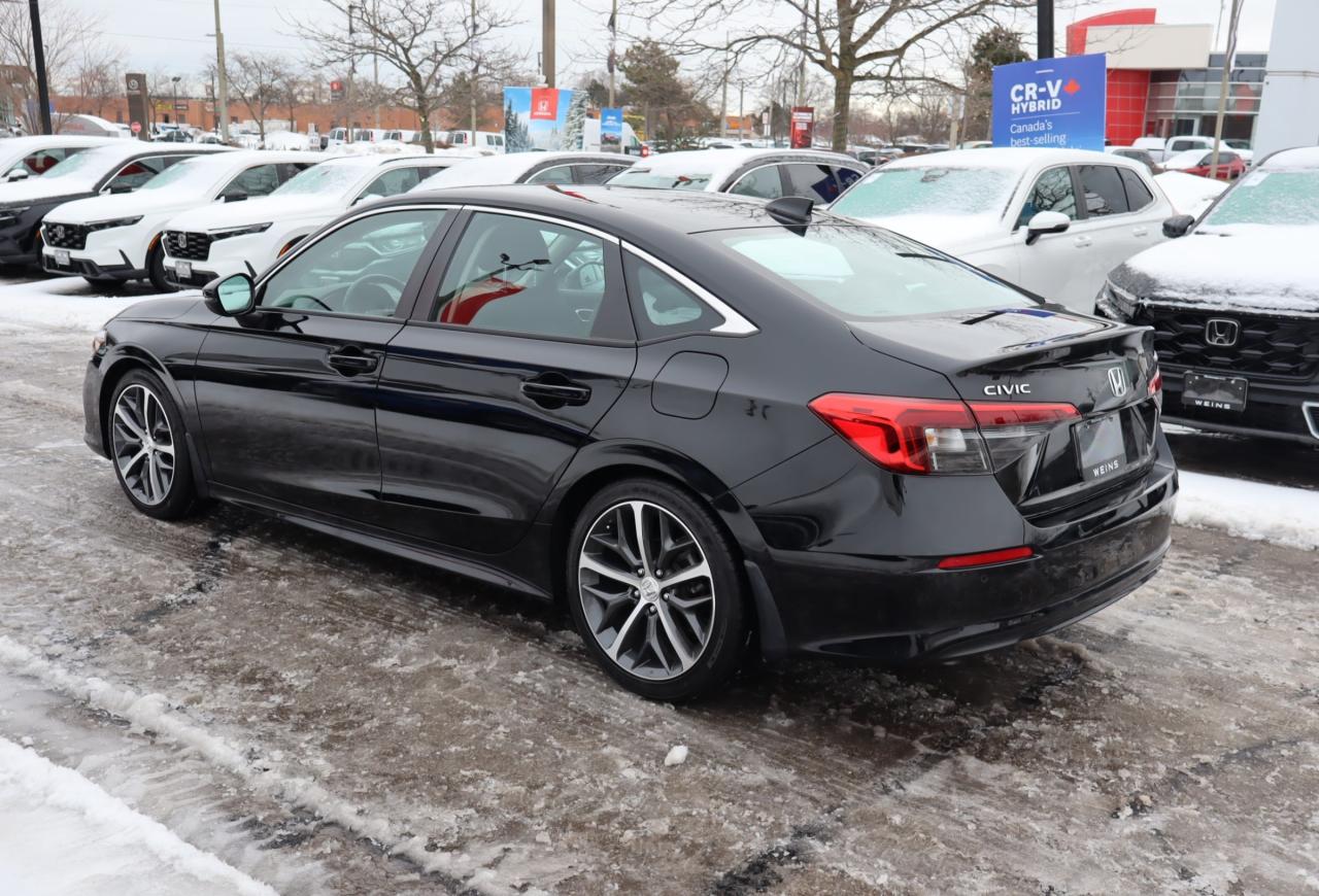 2022 Honda Civic Touring 4dr Sedan Photo