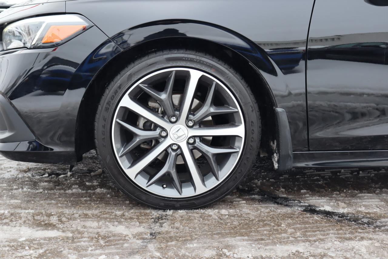 2022 Honda Civic Touring 4dr Sedan Photo