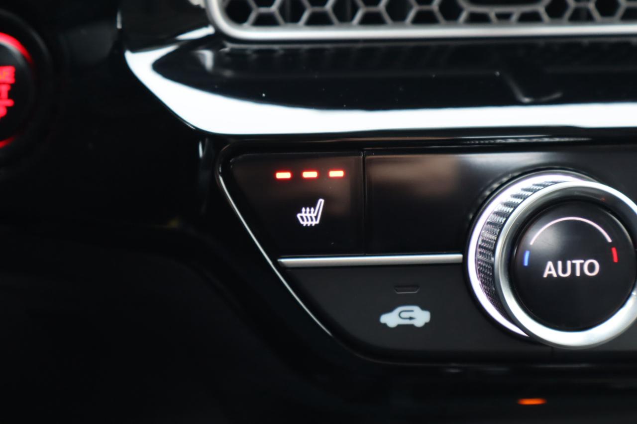 2022 Honda Civic Touring 4dr Sedan Photo