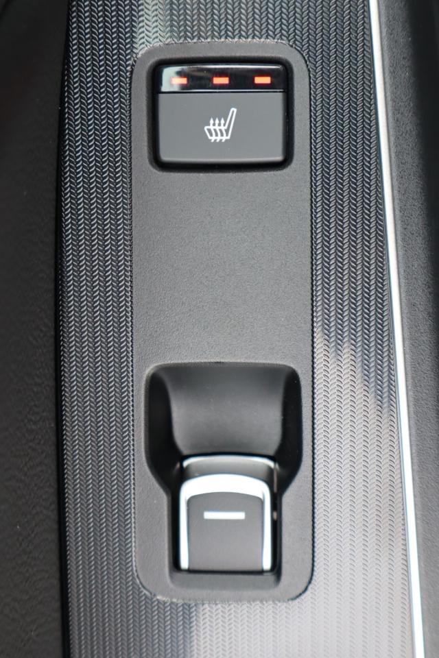 2022 Honda Civic Touring 4dr Sedan Photo