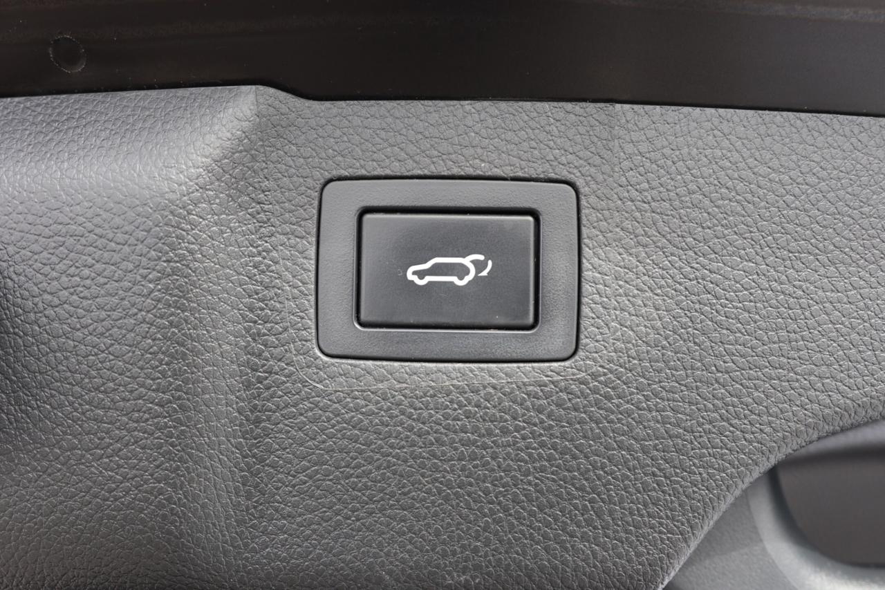 2018 Hyundai Santa Fe XL XL-LIMITED-AWD-7PASS-R STARTER/NAV/PANO ROOF/B CAM Photo