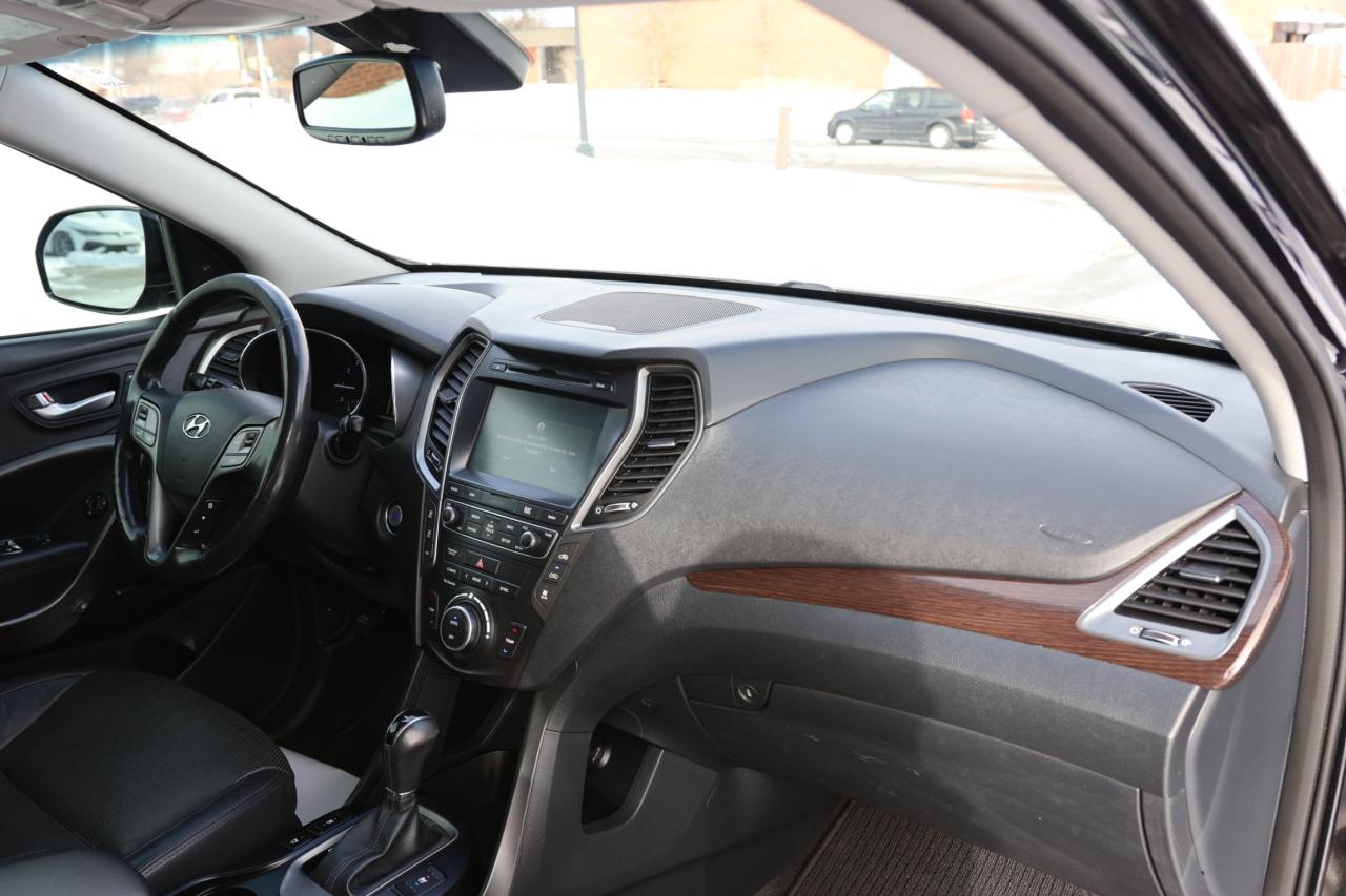 2018 Hyundai Santa Fe XL XL-LIMITED-AWD-7PASS-R STARTER/NAV/PANO ROOF/B CAM Photo