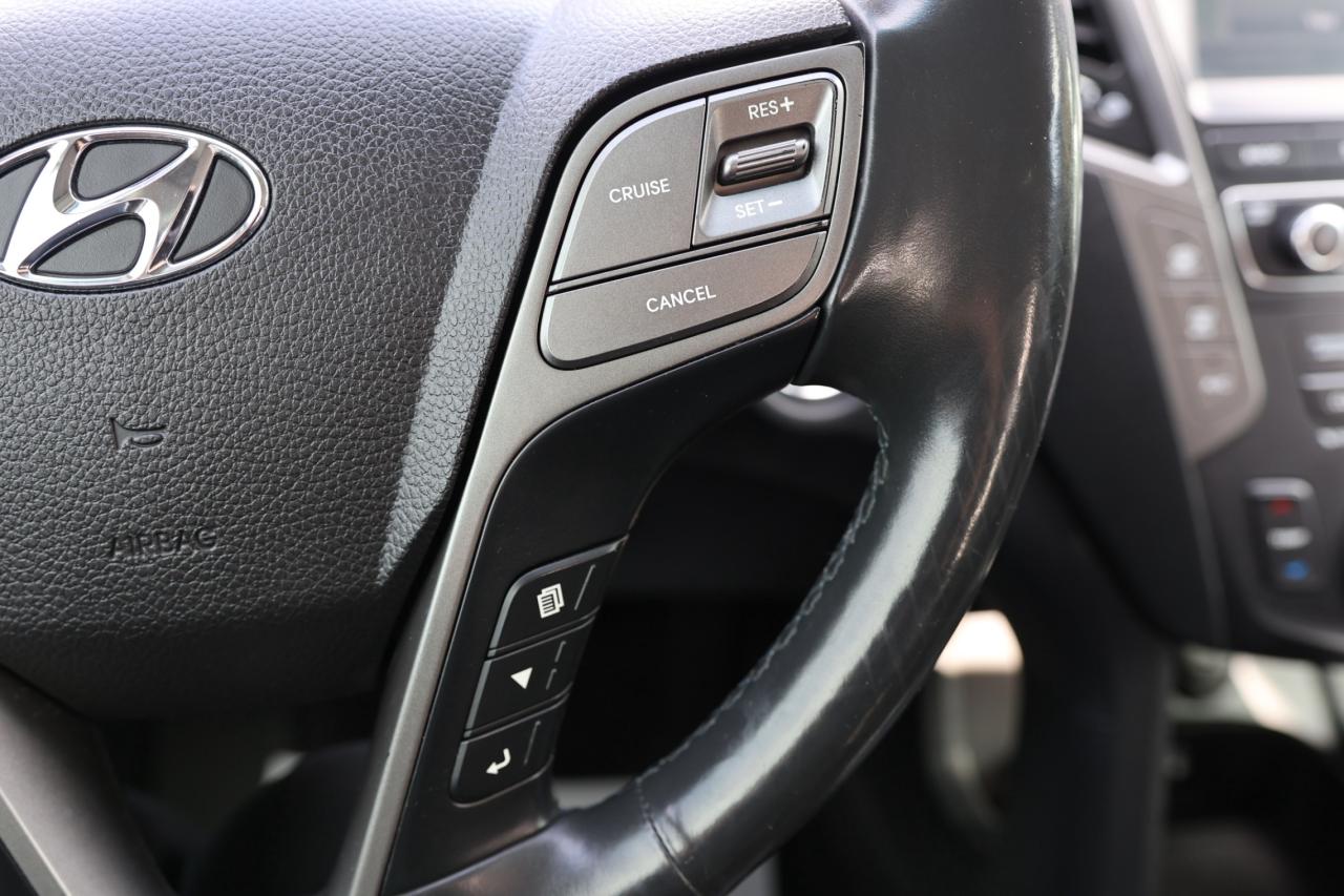 2018 Hyundai Santa Fe XL XL-LIMITED-AWD-7PASS-R STARTER/NAV/PANO ROOF/B CAM Photo