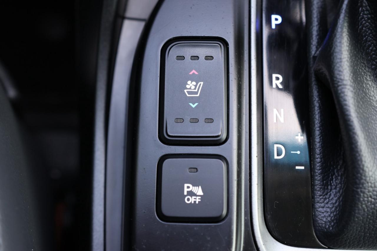 2018 Hyundai Santa Fe XL XL-LIMITED-AWD-7PASS-R STARTER/NAV/PANO ROOF/B CAM Photo