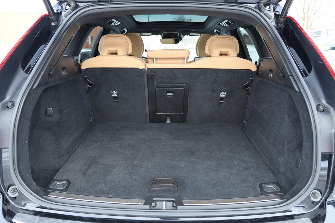 2019 Volvo XC60 T6-AWD-INSCRIPTION/360CAM/B CAM/ADAPT CRUISE/PANOR Photo