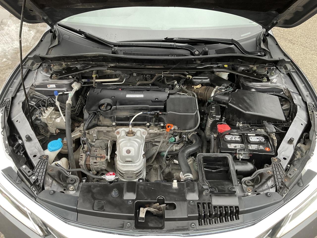 2017 Honda Accord Touring - LTHR! NAV! BACK-UP/BLIND-SPOT CAM! SUNRO Photo