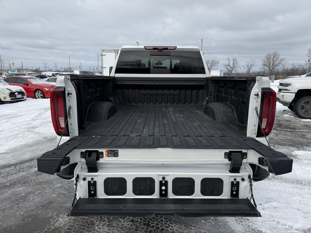 2021 GMC Sierra 3500HD 4WD Crew Cab 159  Denali Photo4