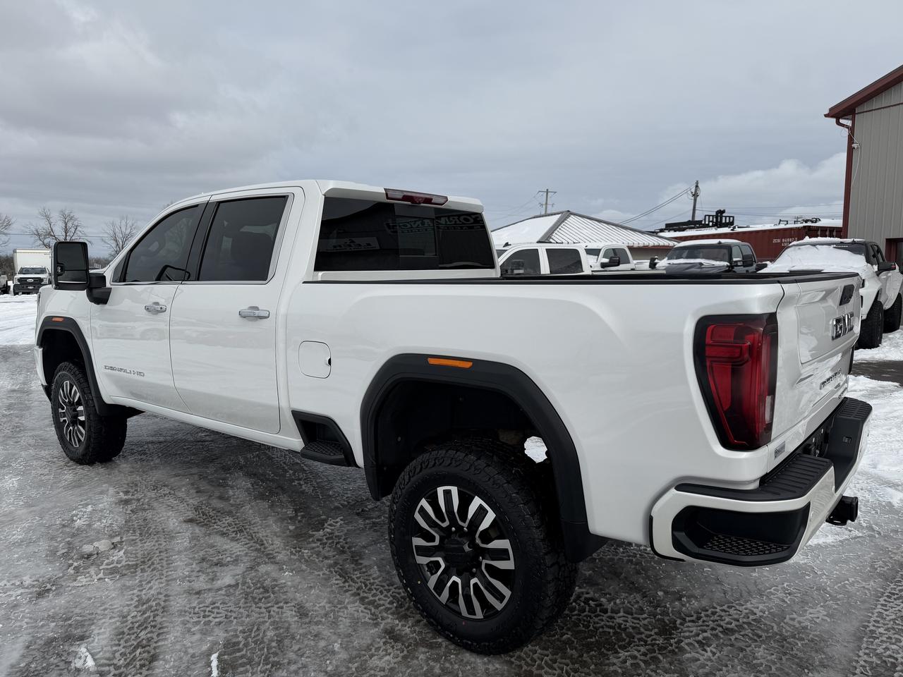 2021 GMC Sierra 3500HD 4WD Crew Cab 159  Denali Photo2