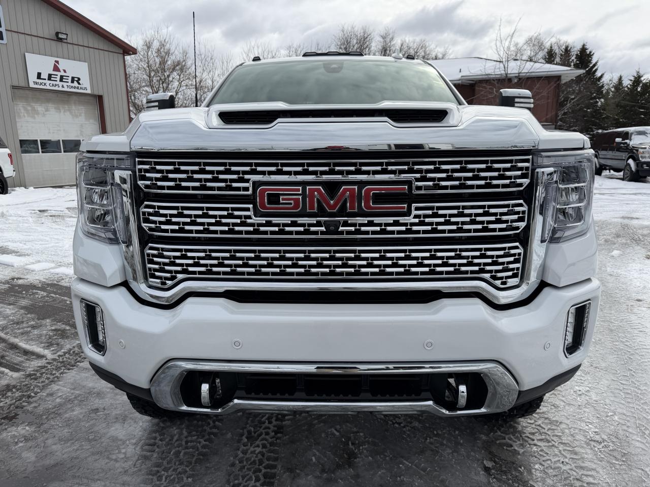 2021 GMC Sierra 3500HD 4WD Crew Cab 159  Denali Photo