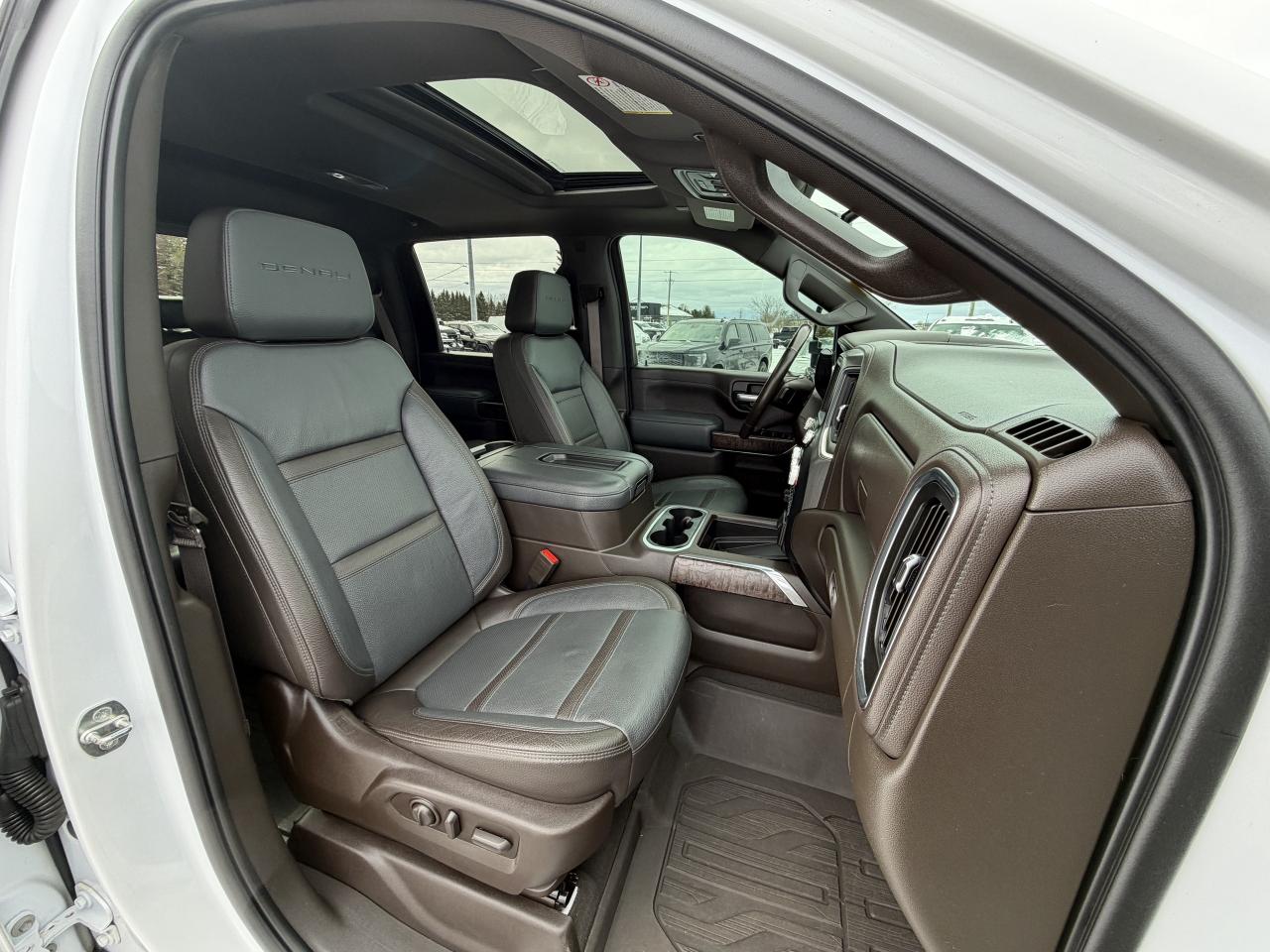 2021 GMC Sierra 3500HD 4WD Crew Cab 159  Denali Photo