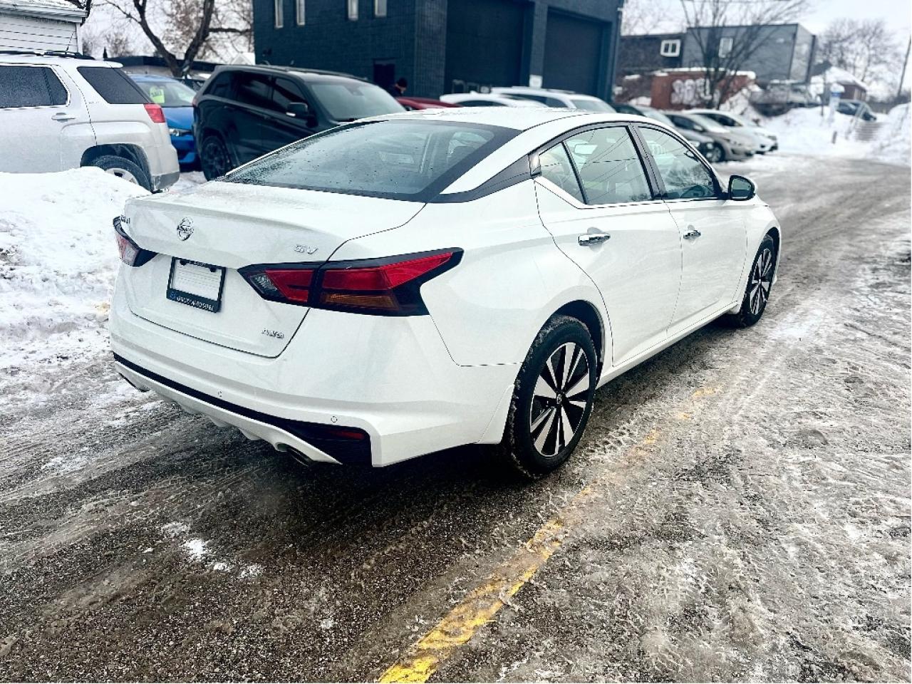2020 Nissan Altima SV AWD CERTIFIED Photo