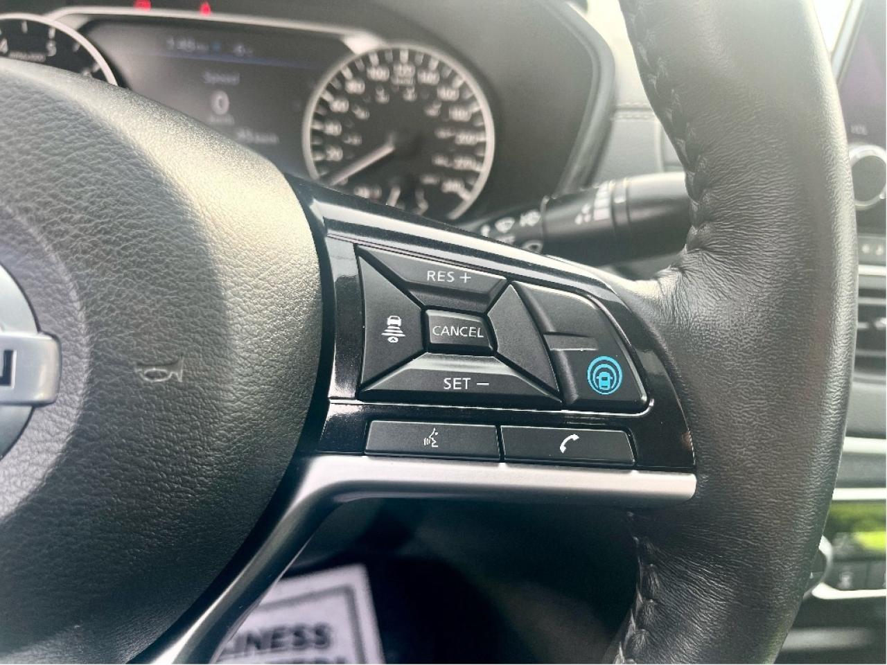 2020 Nissan Altima SV AWD CERTIFIED Photo