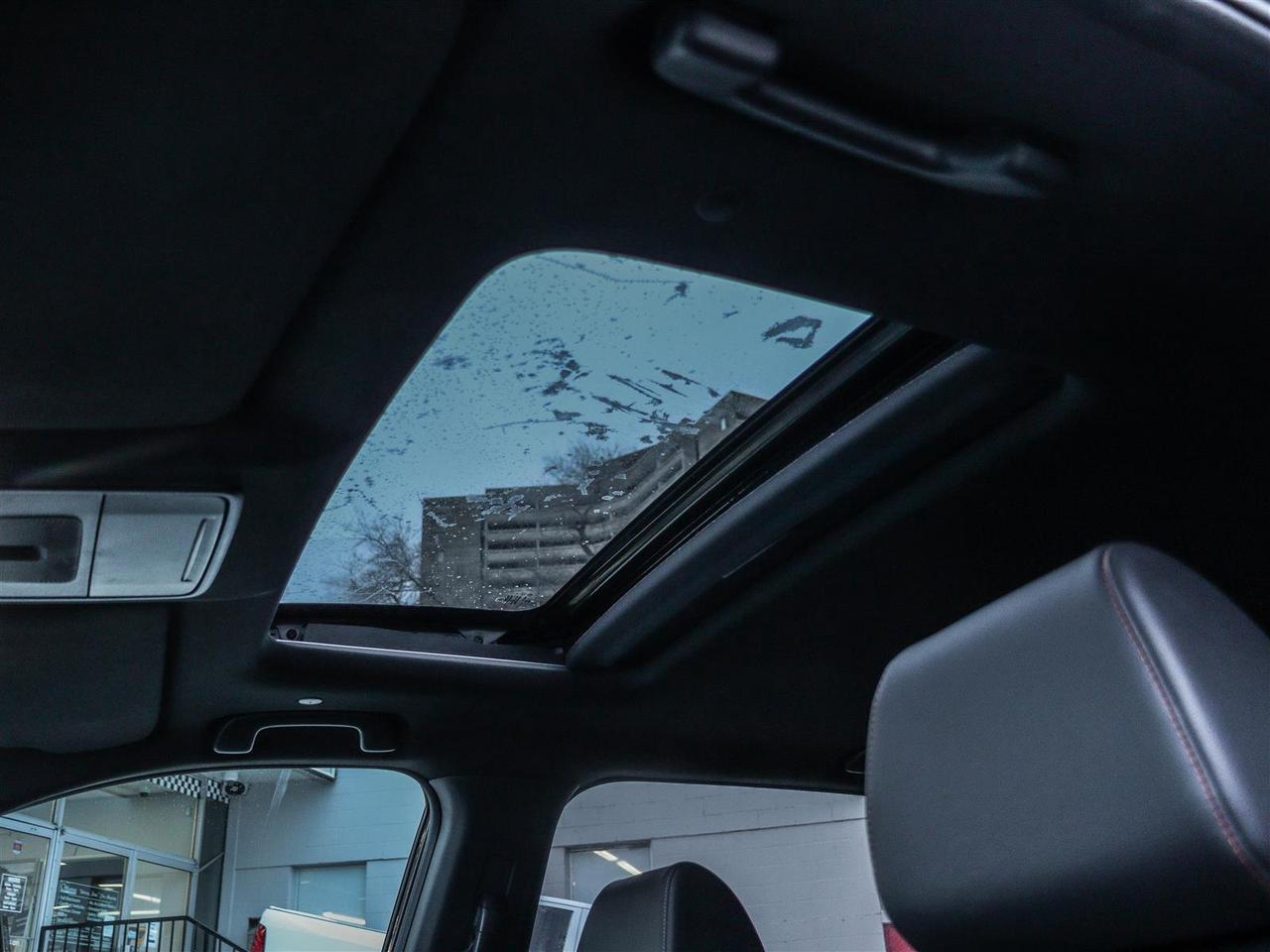 2024 Honda CR-V Hybrid EX-L HYBRID AWD LEATHER Photo