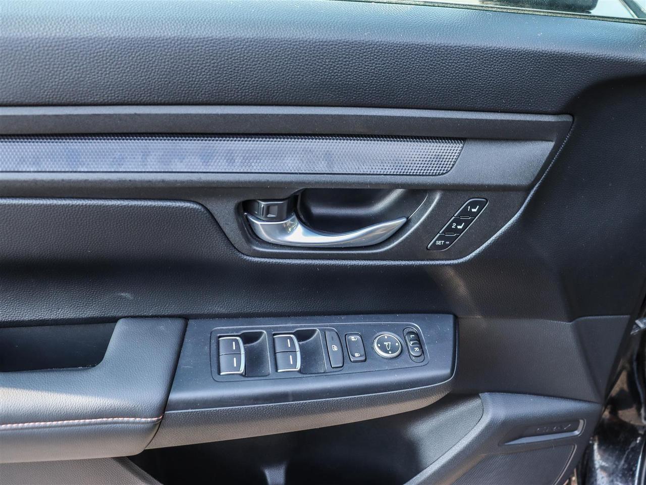 2024 Honda CR-V Hybrid EX-L HYBRID AWD LEATHER Photo