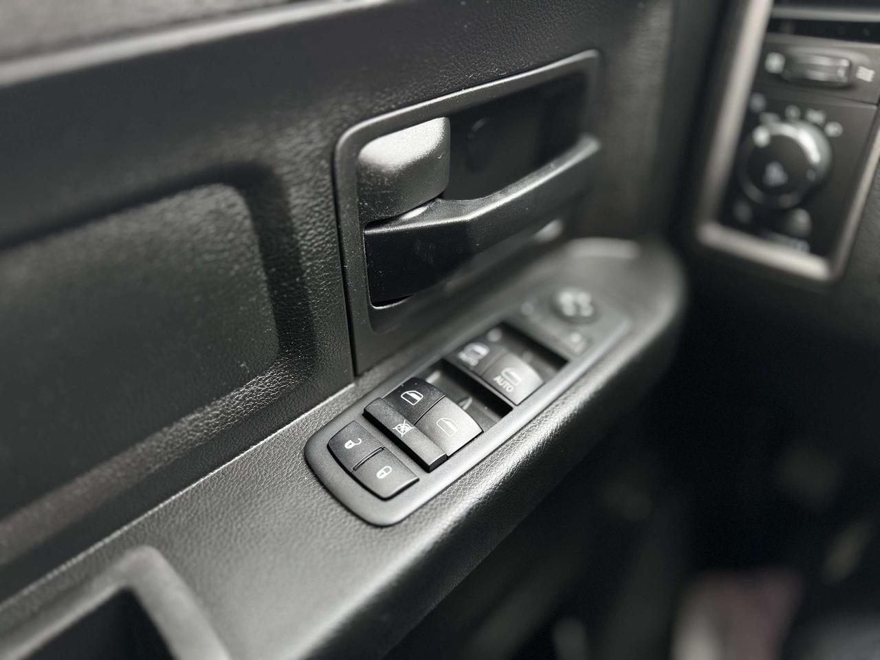 2019 RAM 1500 Express Photo