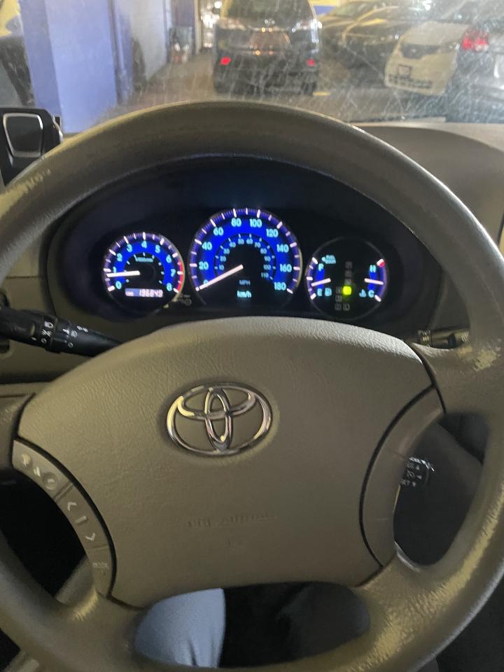 2009 Toyota Sienna 5dr LE ac alloys power seat Photo