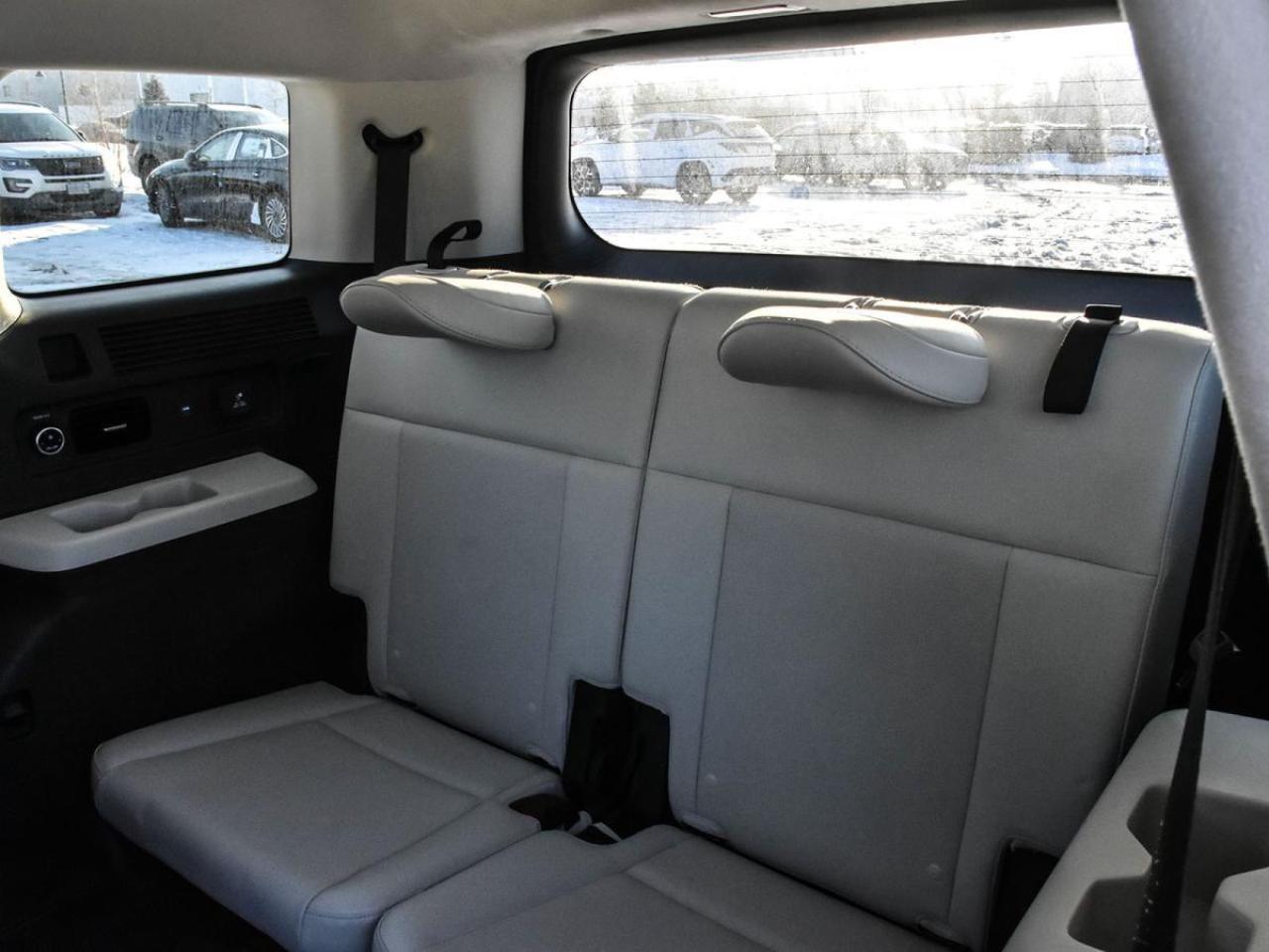 2025 Hyundai Santa Fe Ultimate Calligraphy used Photo