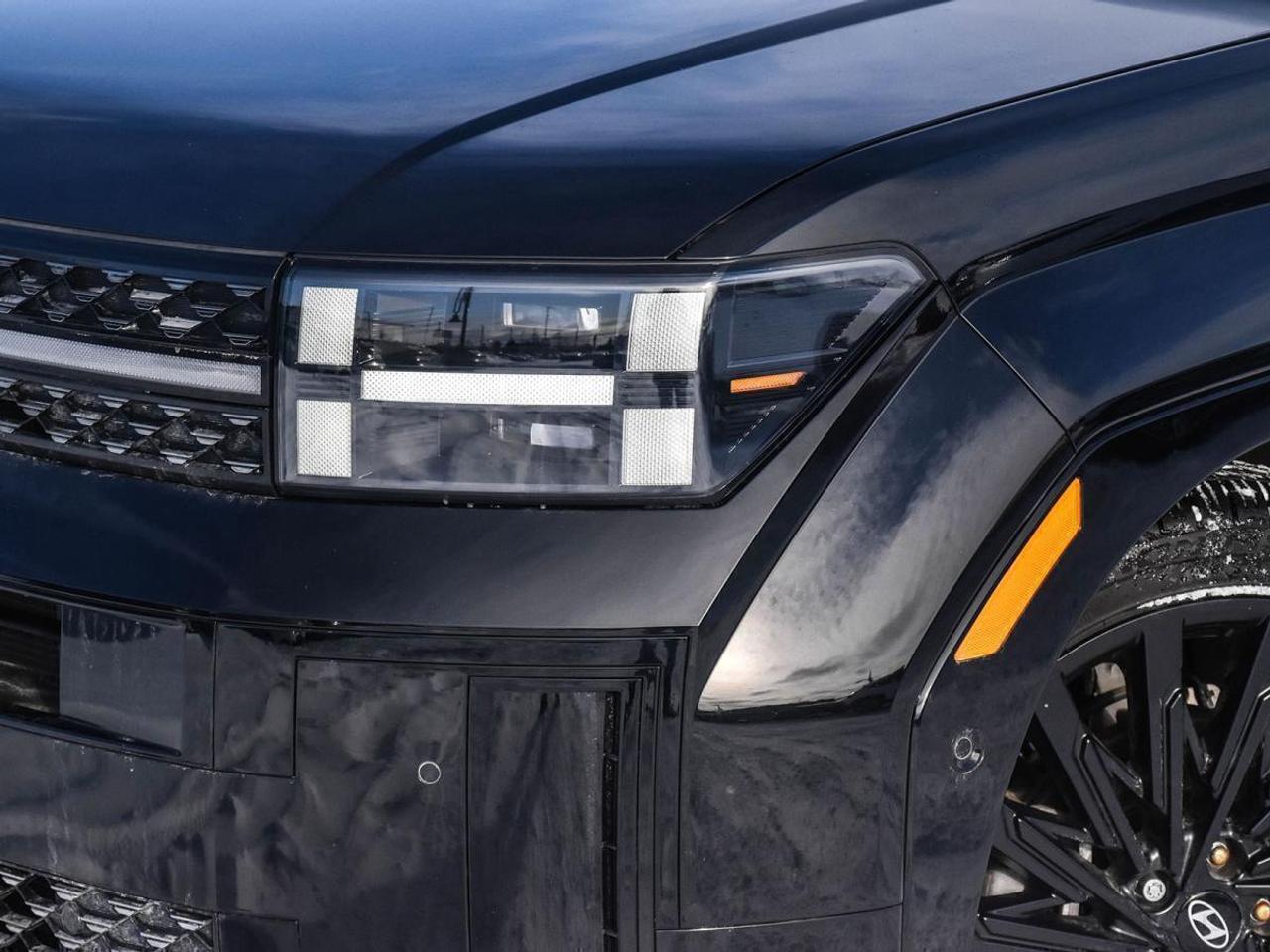 2025 Hyundai Santa Fe Ultimate Calligraphy AWD w/Beige Interior Photo