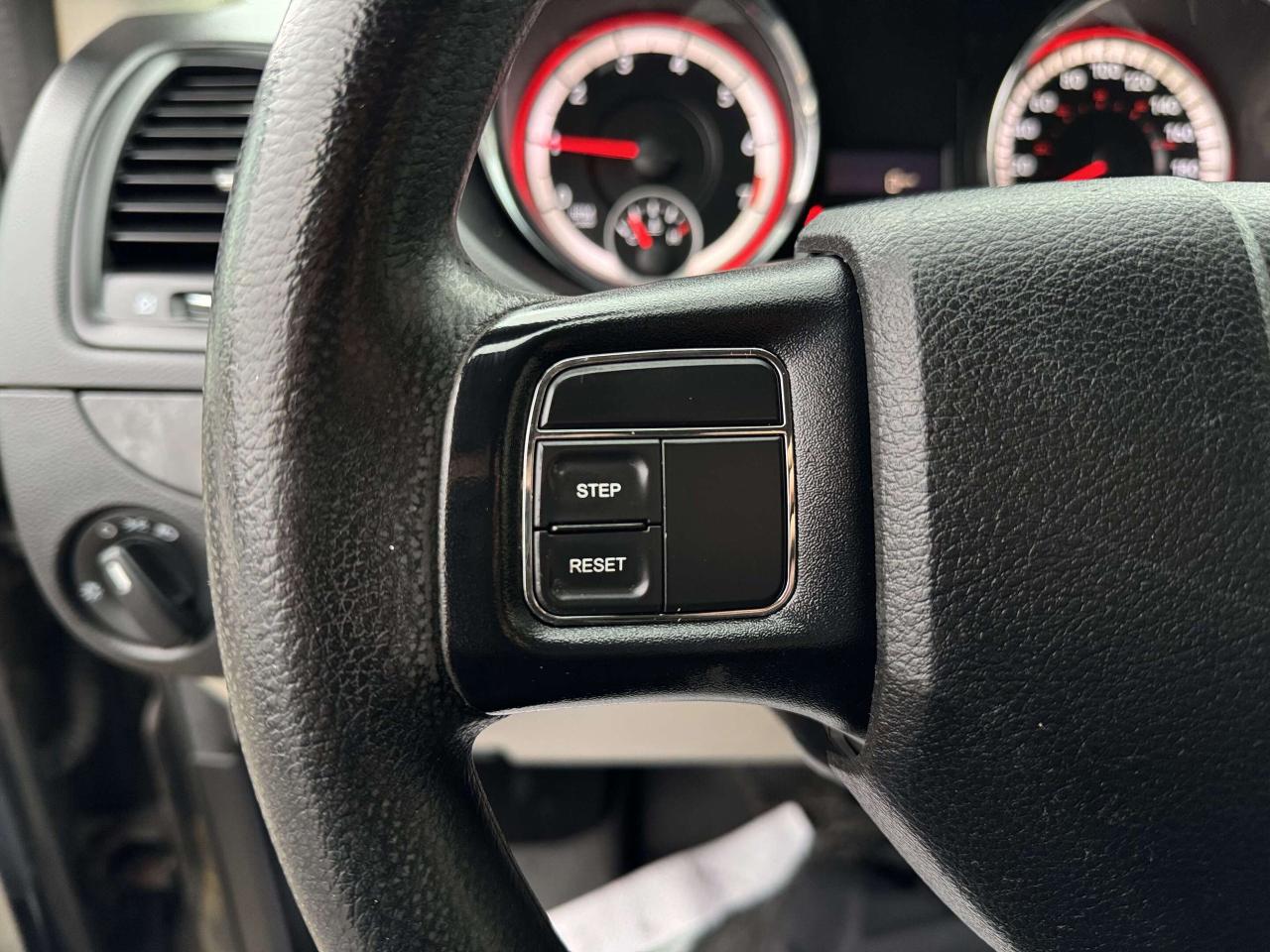 2015 Dodge Grand Caravan CANADA VALUE PACKAGE Photo