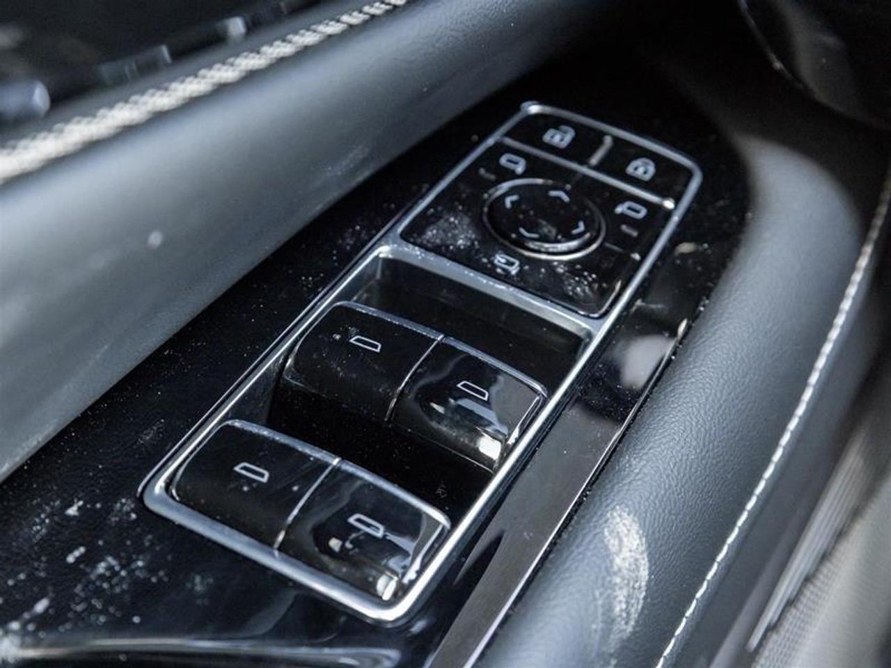 2026 Cadillac OPTIQ Premium Sport 4dr Photo