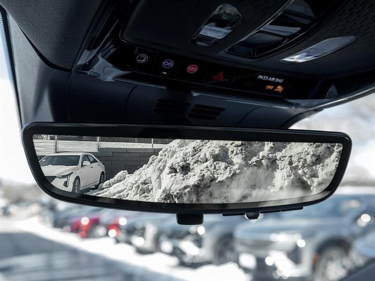 2026 Cadillac OPTIQ Luxury 4dr Photo