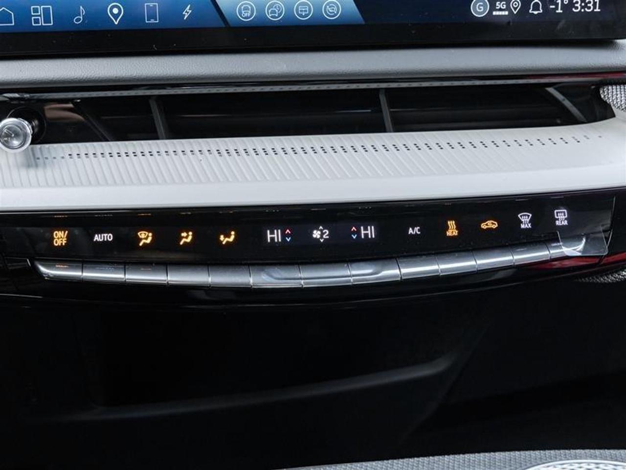 2026 Cadillac OPTIQ Luxury 4dr Photo