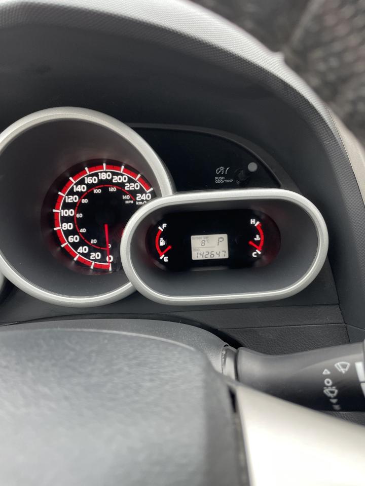 2013 Toyota Matrix AWD AUTO HATCHBACK BLUE TOOTH LOW KM Photo