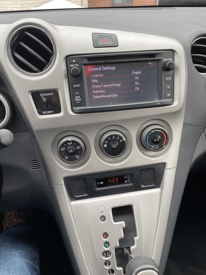 2013 Toyota Matrix AWD AUTO HATCHBACK BLUE TOOTH LOW KM Photo