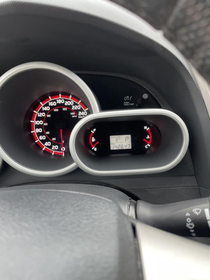 2013 Toyota Matrix AWD AUTO HATCHBACK BLUE TOOTH LOW KM Photo